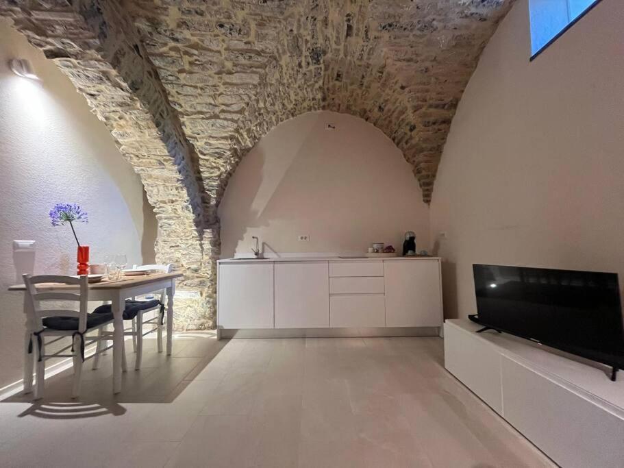 Studio Pietra E Charme Diano San Pietro 외부 사진
