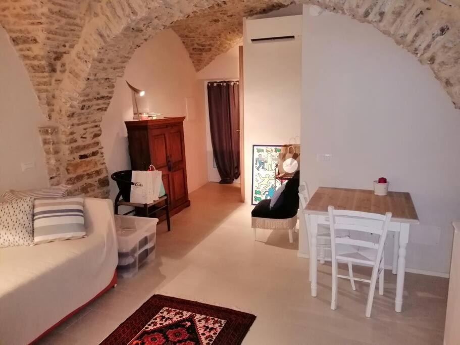 Studio Pietra E Charme Diano San Pietro 외부 사진